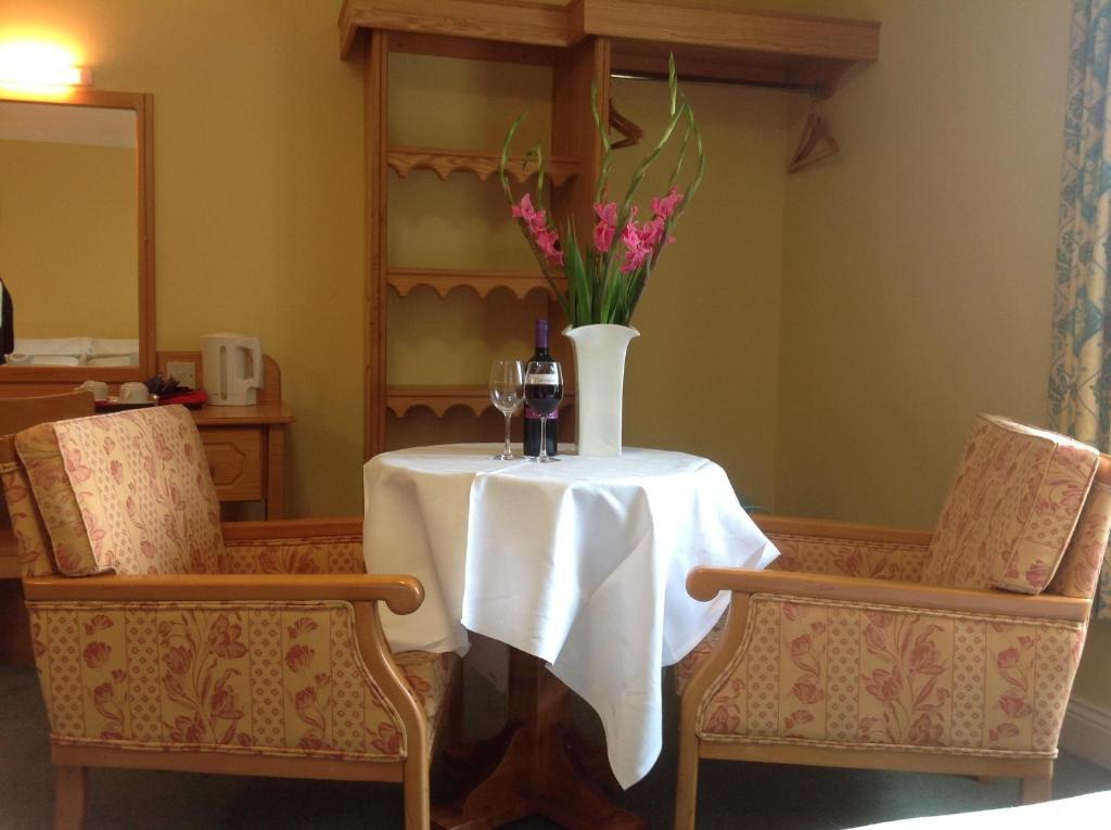 Abbey Hotel Ballyvourney Esterno foto